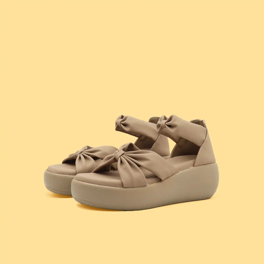 Oyoqchi women's beige platform sandals