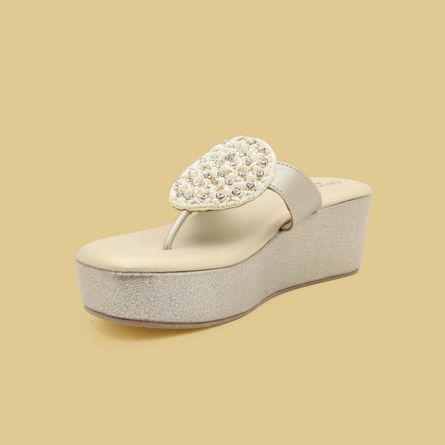 Luxe Pearl Platform