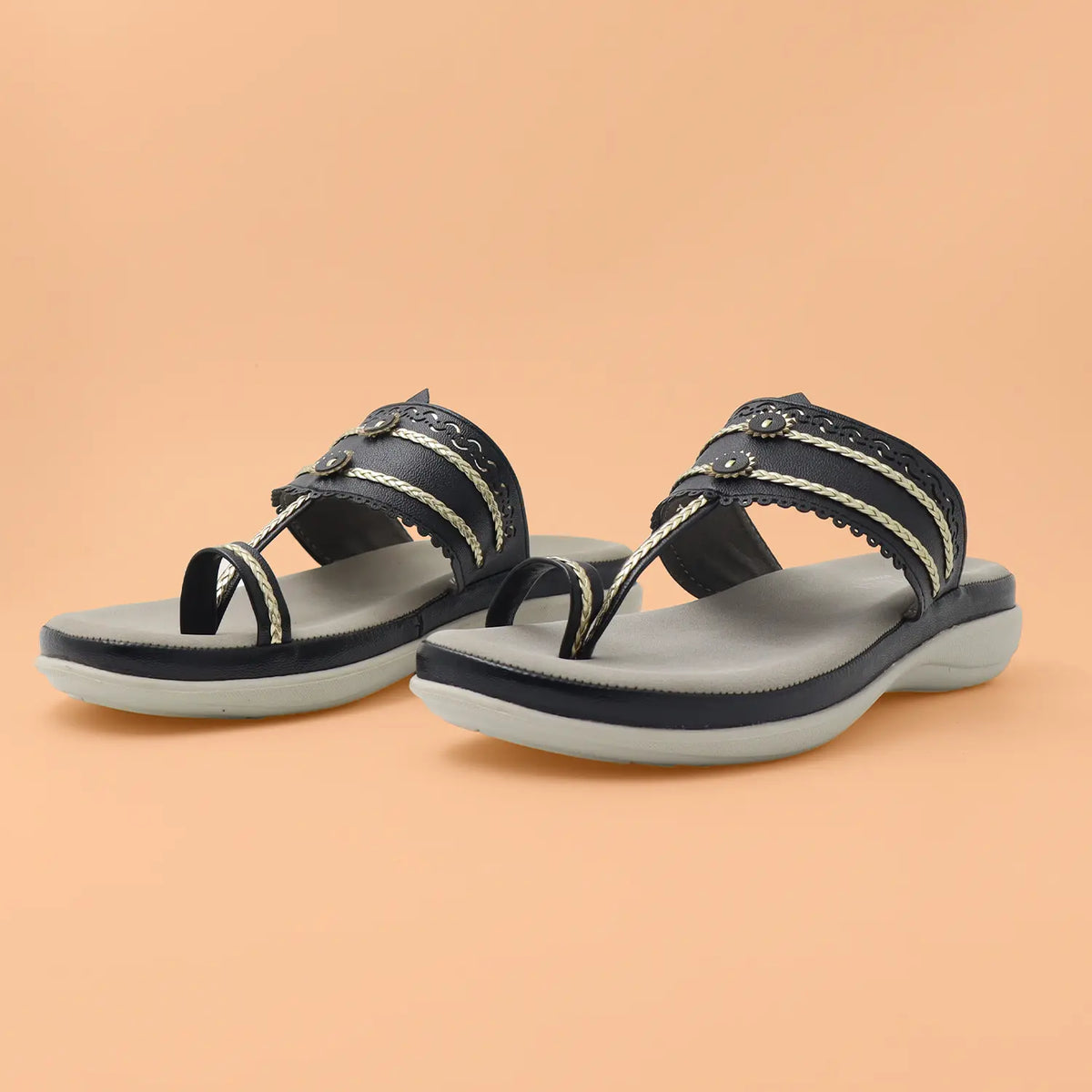 Kolhapuri Luxe Stride