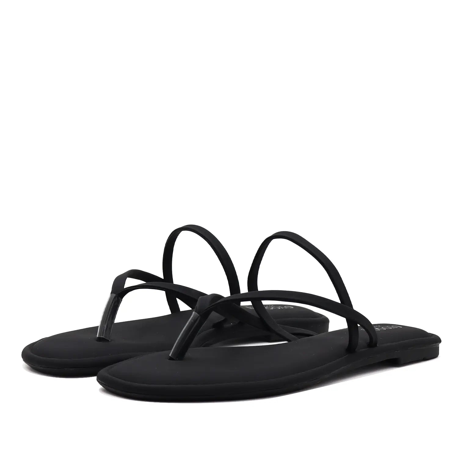 Oyoqchi women's black flat sandals, angles pair view