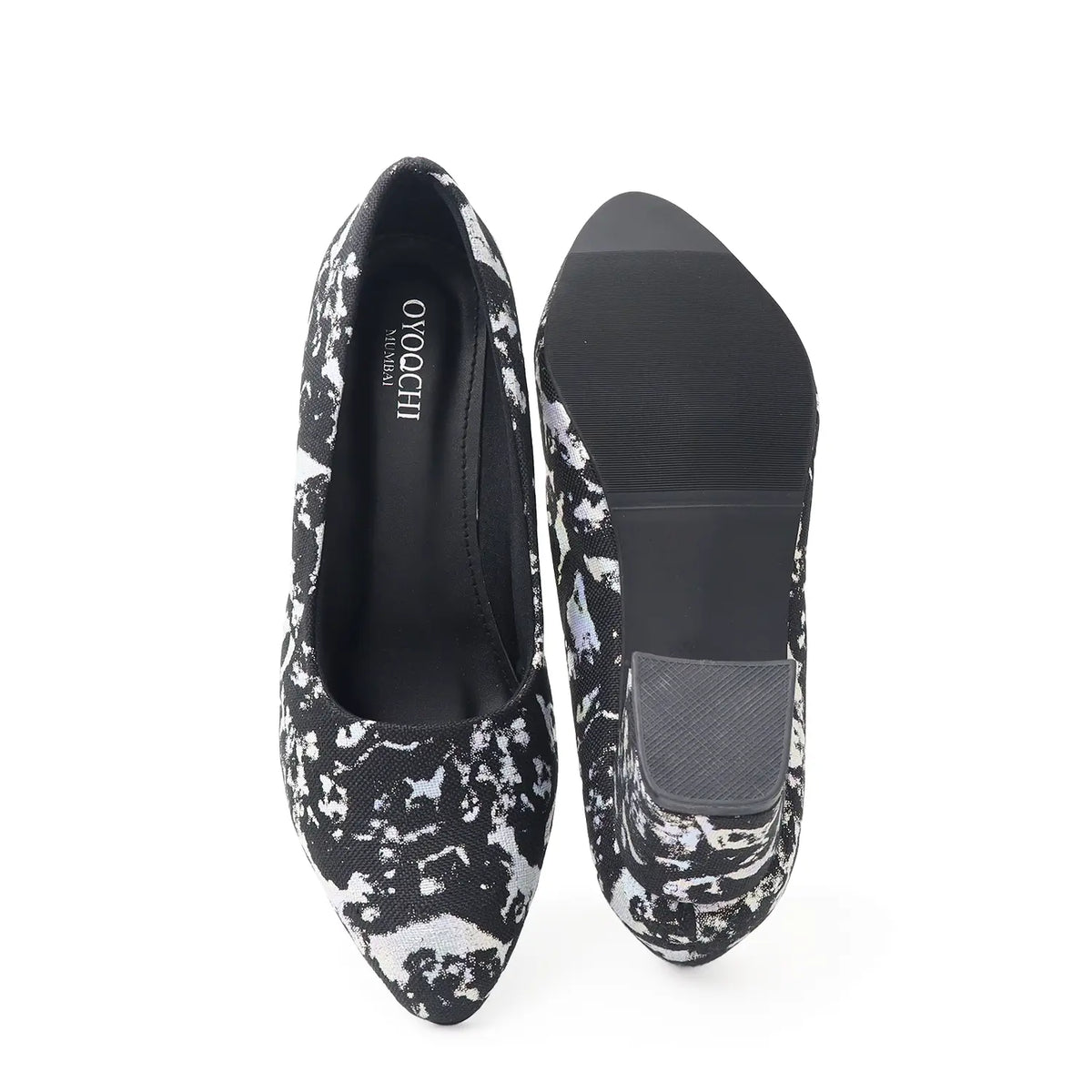 Noir Pumps