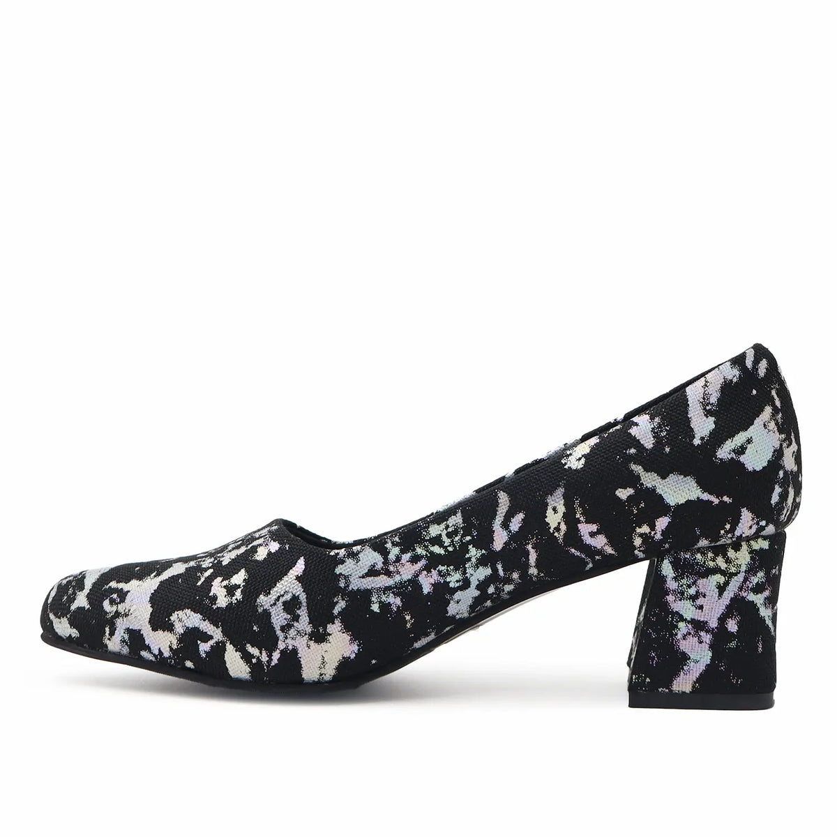 Noir Pumps