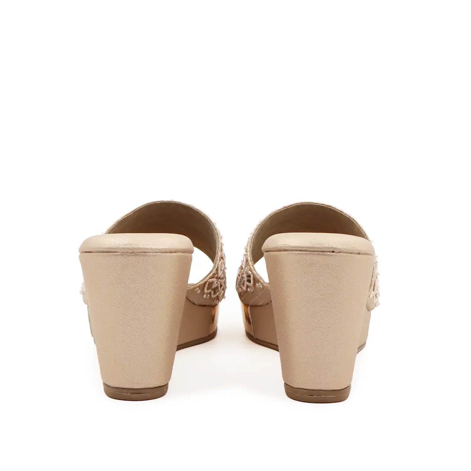 OYOQCHI women's 2.5-inch lightweight wedge slide sandals with cushioned footbed Rose Gold color, heel view